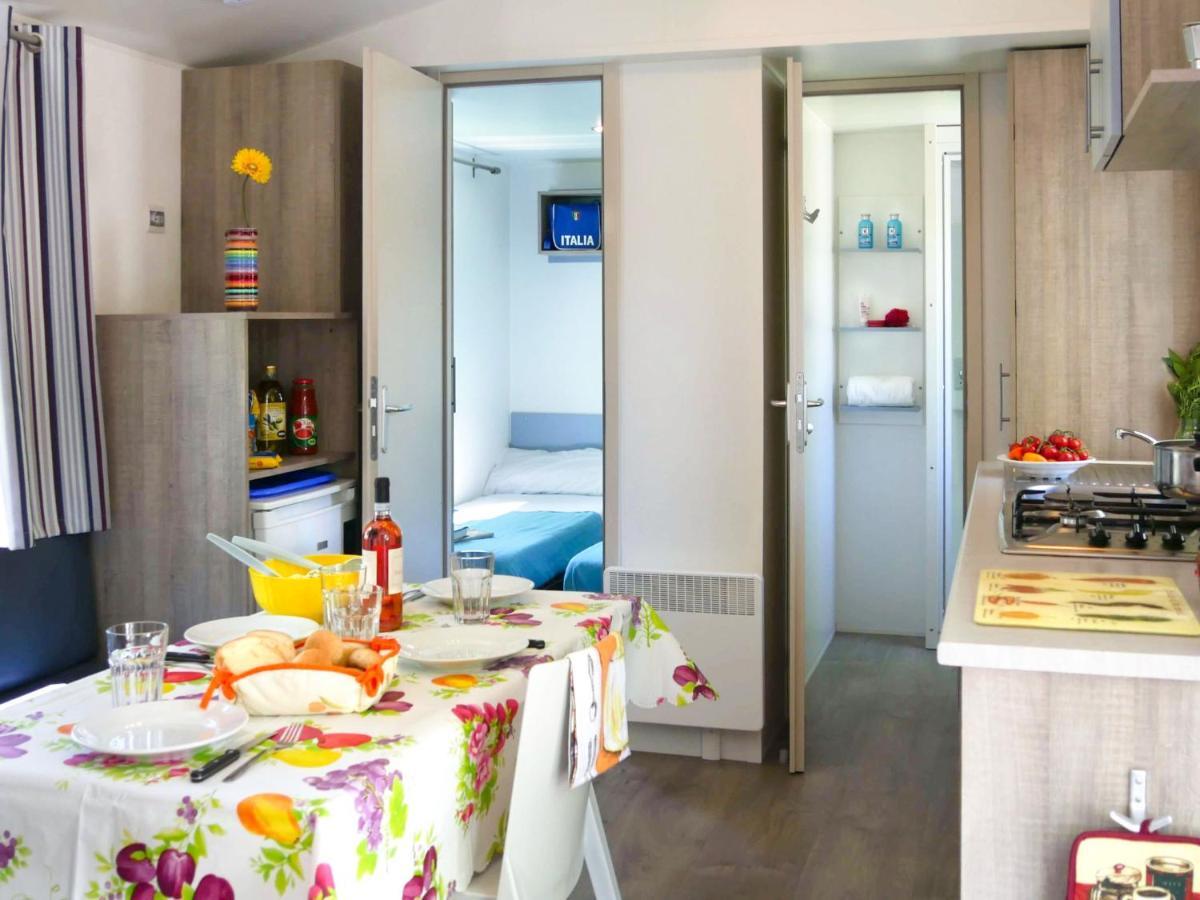 Locazione Turistica Camping La Masseria-1 Il Monte Esterno foto