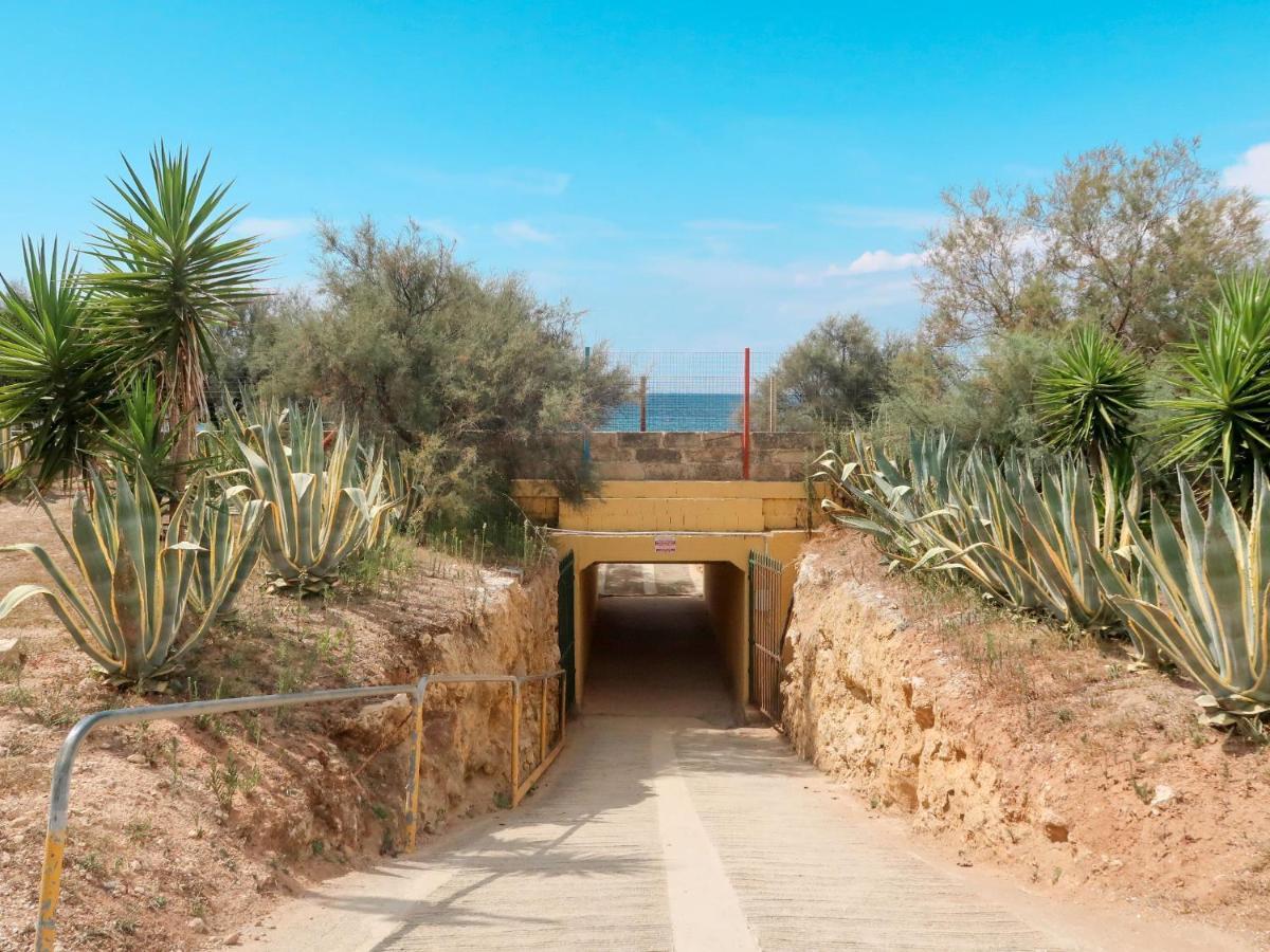 Locazione Turistica Camping La Masseria-1 Il Monte Esterno foto