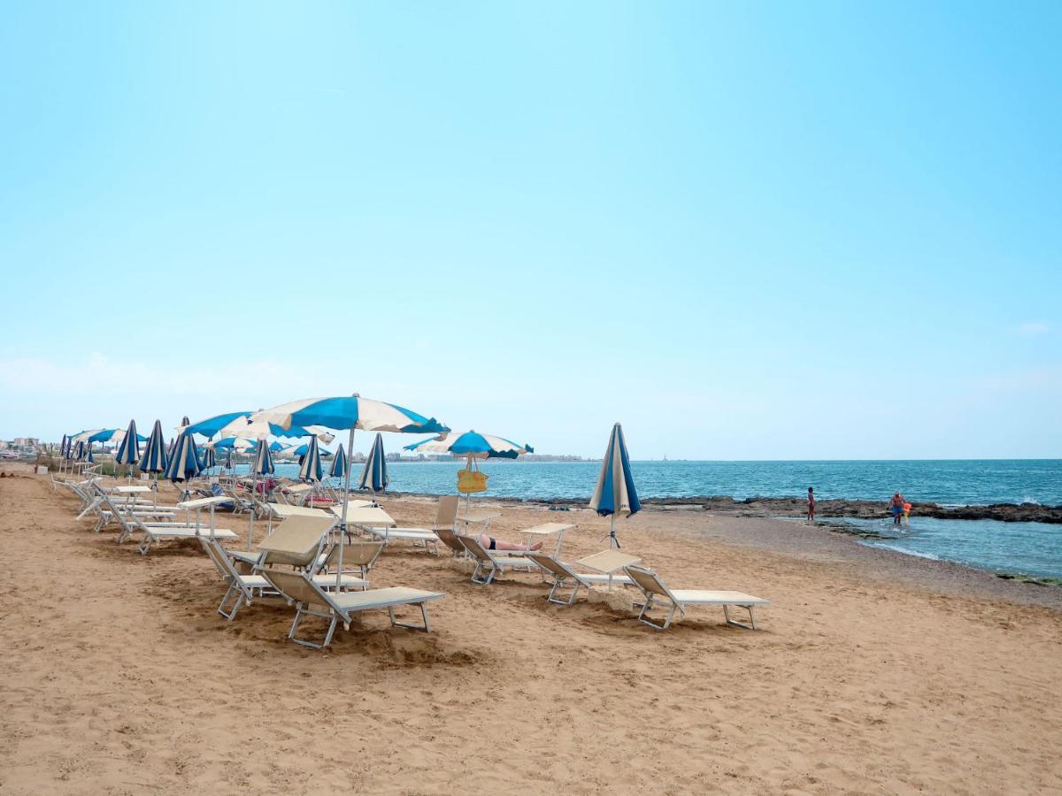 Locazione Turistica Camping La Masseria-1 Il Monte Esterno foto