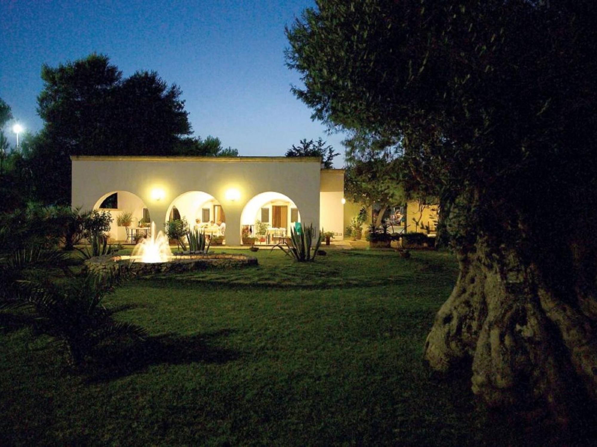 Locazione Turistica Camping La Masseria-1 Il Monte Esterno foto